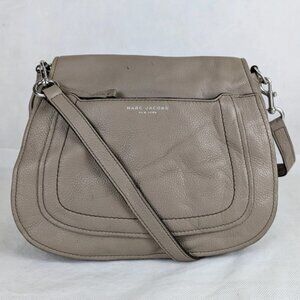Marc Jacobs Recruit Saddle Leather Bag In Beige Made in Vietnam
